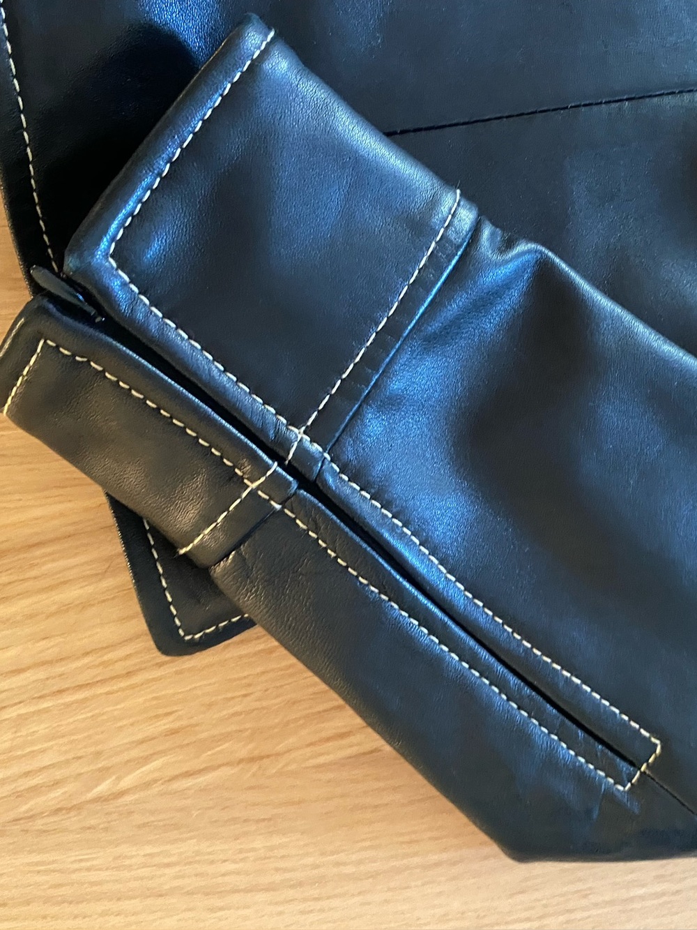 Vintage Leather jacket size 4 - Picture 2 of 7